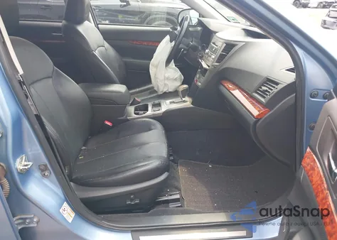 2011 Subaru Outback 2.5I Limited z USA, uszkodzony, nr VIN 4S4BRBKC2B3355119